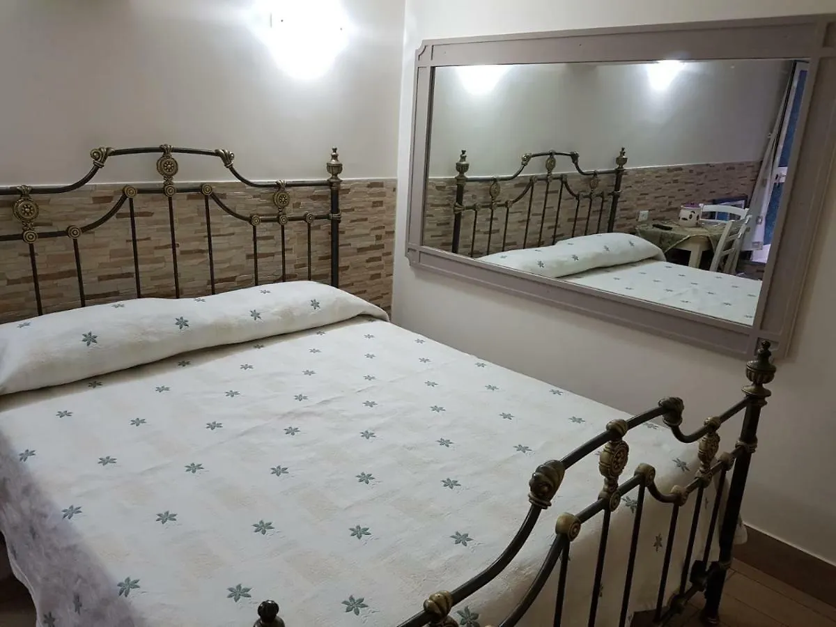 Stazione Marinuzzi Villa Palermo Italië
